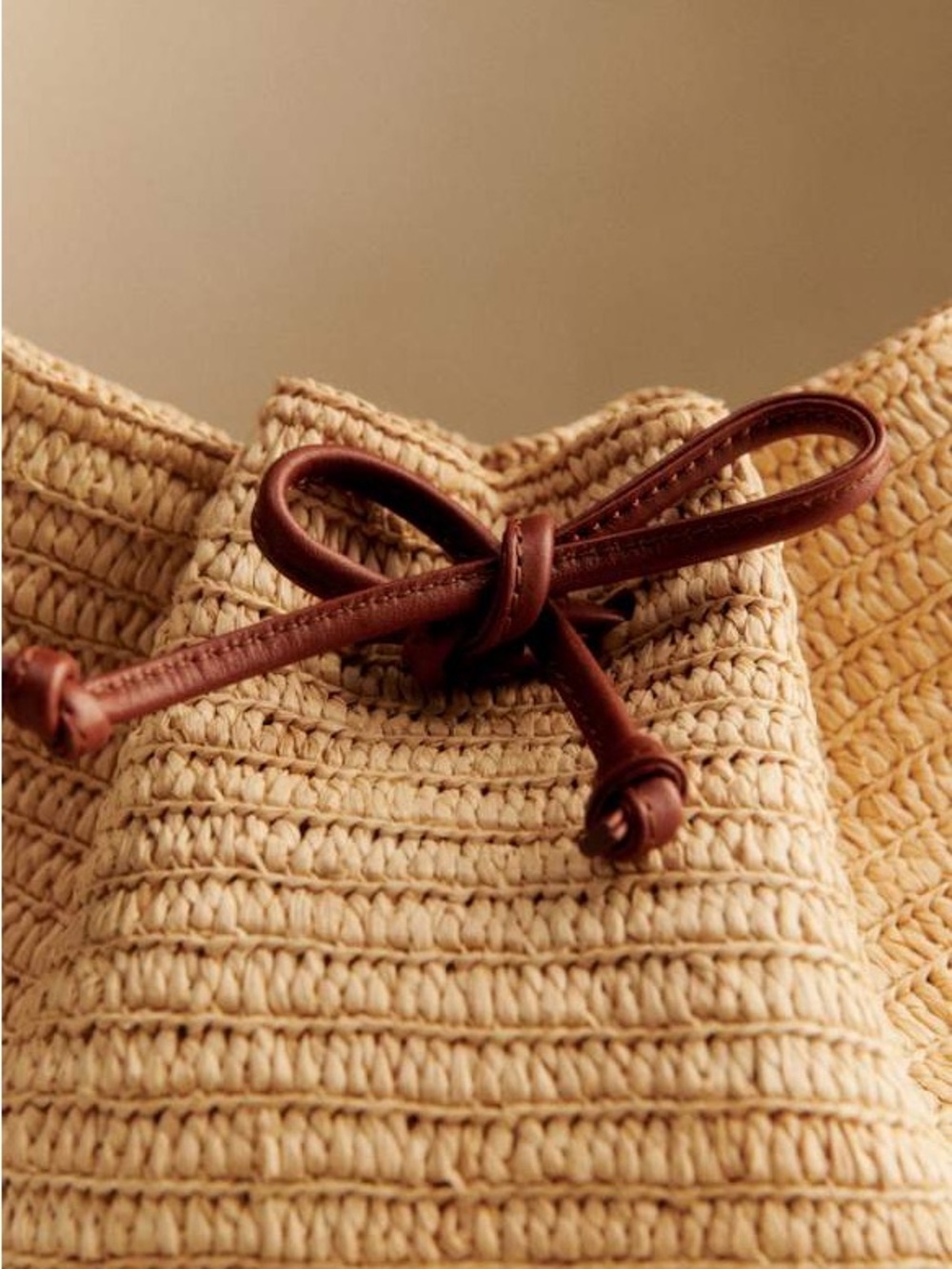 Sezane Farrow Bag Natural Raffia Bucket Bag Leather Strap Paris Summer Woven - Picture 7 of 16